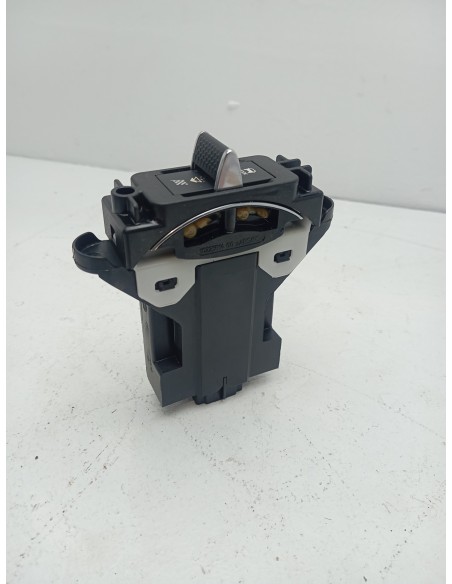Recambio de mando multifuncion para jaguar e-pace se referencia OEM IAM J9C314B596AB  