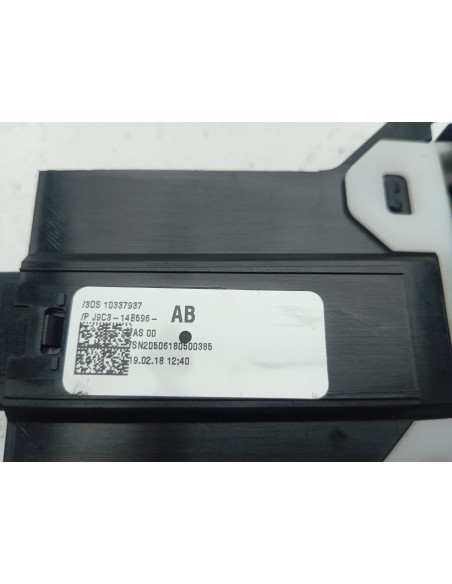 Recambio de mando multifuncion para jaguar e-pace se referencia OEM IAM J9C314B596AB  