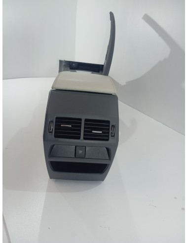 Recambio de apoyabrazos central para jaguar e-pace se referencia OEM IAM J9C3045J40A  