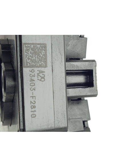Recambio de mando luces para hyundai ioniq tecno hybrid referencia OEM IAM 93403F2810  