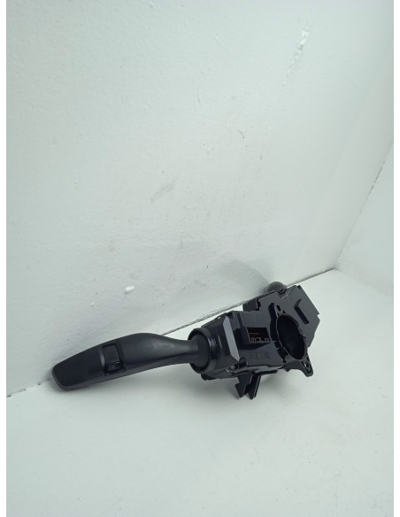 Recambio de mando luces para hyundai ioniq tecno hybrid referencia OEM IAM 93403F2810  