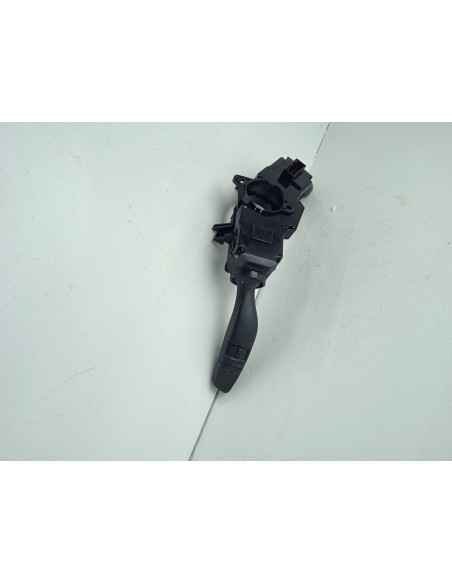 Recambio de mando luces para hyundai ioniq tecno hybrid referencia OEM IAM 93403F2810  