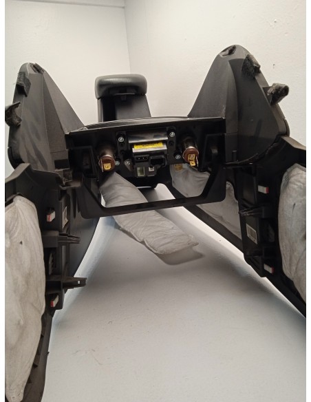 Recambio de apoyabrazos central para hyundai ioniq tecno hybrid referencia OEM IAM 84603G2BS0T9Y  