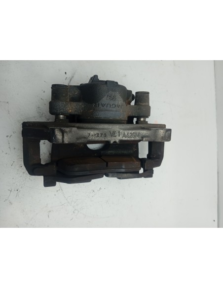 Recambio de pinza de freno delantera derecha para jaguar e-pace se referencia OEM IAM C2C41873  