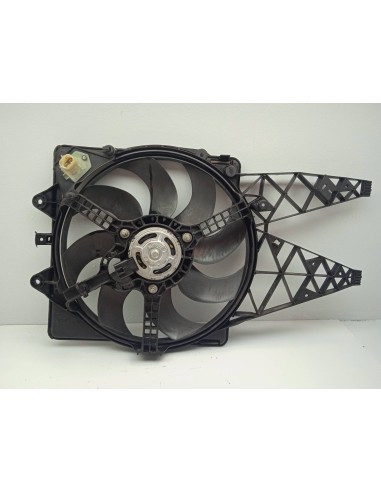 Recambio de electroventilador para fiat bravo (198) 1.9 8v jtd cat referencia OEM IAM 882600000  