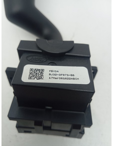 Recambio de mando limpia para land rover discovery sport se referencia OEM IAM BJ323F973BB  