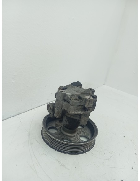 Recambio de bomba direccion para audi a4 berlina (8e) 2.0 referencia OEM IAM 8E0145153  