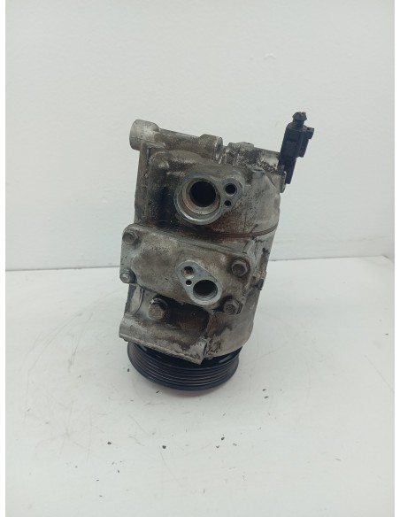 Recambio de compresor aire acondicionado para audi a4 berlina (8e) 2.0 referencia OEM IAM 8E0260805G  