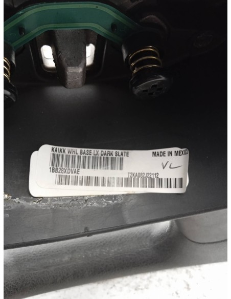 Recambio de volante para dodge nitro 2.8 crd referencia OEM IAM 1BB28XDVAE  