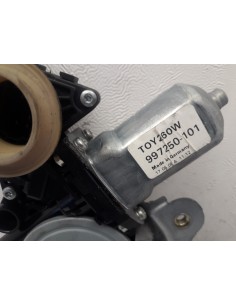 Recambio de elevalunas delantero derecho para toyota corolla verso (r1) 2.0 turbodiesel cat referencia OEM IAM 857010F010   2