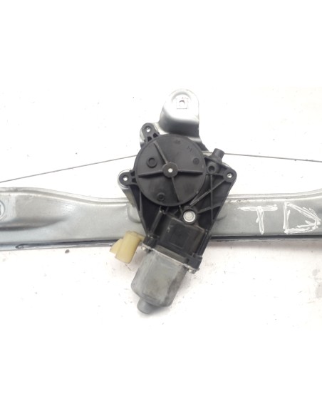 Recambio de elevalunas trasero derecho para chevrolet cruze 2.0 diesel cat referencia OEM IAM   