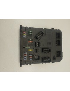 Recambio de caja reles / fusibles para citroën xsara picasso 1.6 hdi 110 exclusive plus referencia OEM IAM 9657999780 MODULO BSI 2