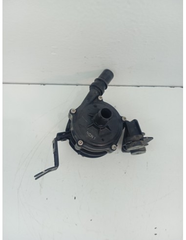 Recambio de bomba agua para hyundai ioniq tecno hybrid referencia OEM IAM 369002B100  