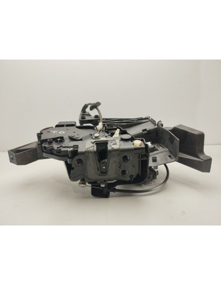 Recambio de cerradura puerta trasera derecha para ford kuga (cbv) trend referencia OEM IAM 8V4AS26412EA  