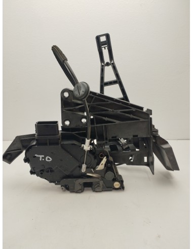 Recambio de cerradura puerta trasera derecha para ford kuga (cbv) trend referencia OEM IAM 8V4AS26412EA  