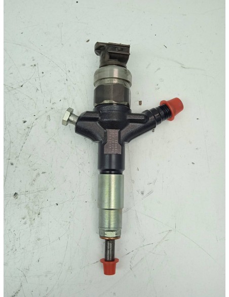 Recambio de inyector para subaru forester s12 xs classic referencia OEM IAM 16613AA030 DENSO 