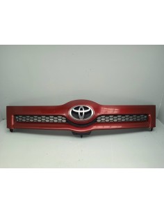 Recambio de rejilla delantera para toyota corolla verso (r1) 1.8 16v cat referencia OEM IAM 531110F020 COLOR ROJO GRANATE