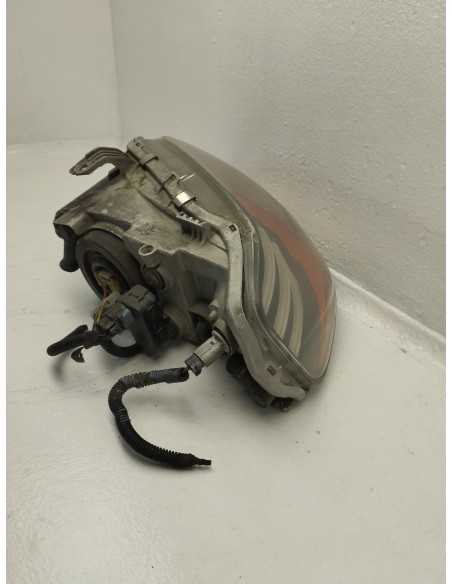 Recambio de faro derecho para daewoo kalos 1.2 se referencia OEM IAM 96540152  