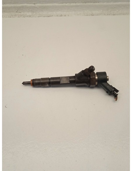 Recambio de inyector para renault scenic ii confort authentique referencia OEM IAM 0445110146  