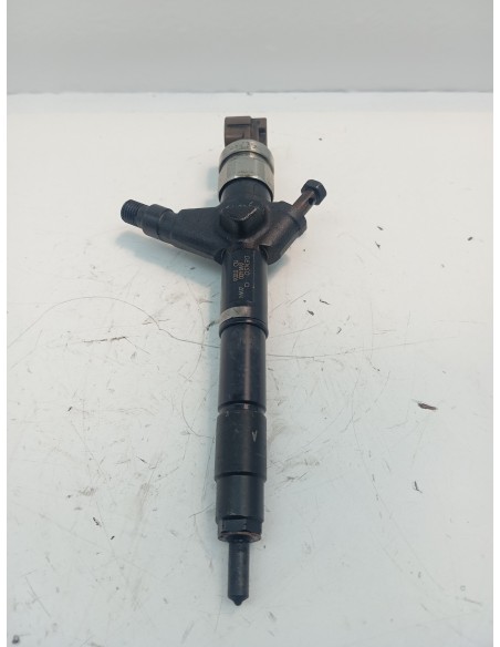 Recambio de inyector para nissan almera (n16/e) acenta referencia OEM IAM AW400AW4  