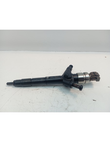 Recambio de inyector para nissan almera (n16/e) acenta referencia OEM IAM AW400AW4  