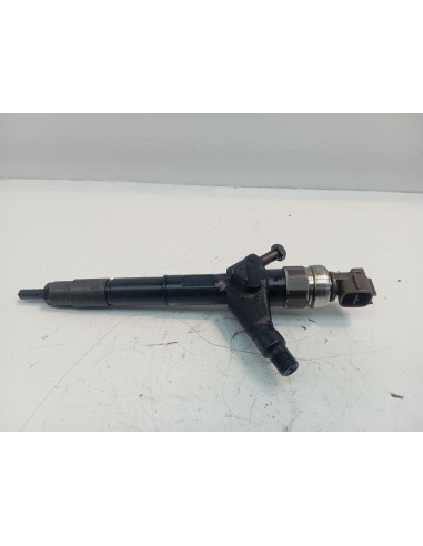 Recambio de inyector para nissan almera (n16/e) acenta referencia OEM IAM AW400AW4  
