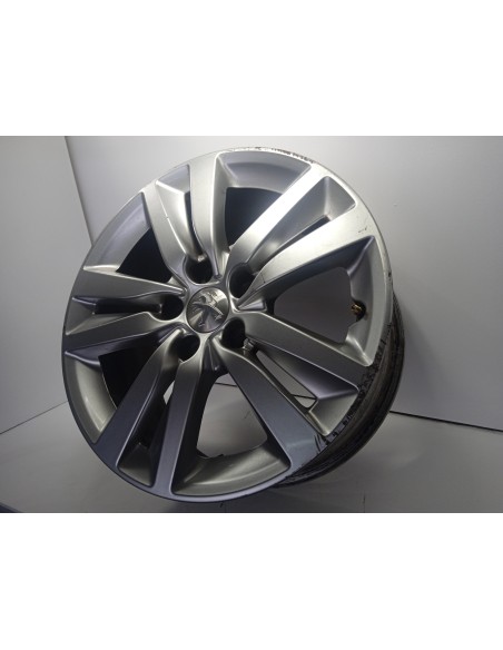 Recambio de llanta para peugeot 308 style referencia OEM IAM 9677989577  