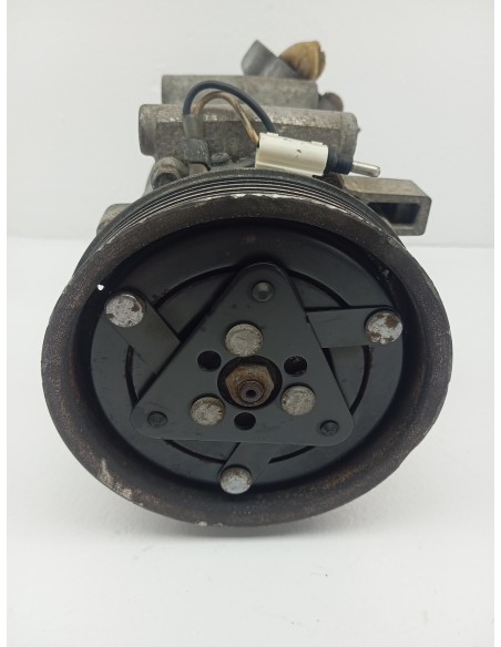 Recambio de compresor aire acondicionado para renault kangoo (f/kc0) express confort referencia OEM IAM 8200716562  