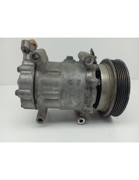 Recambio de compresor aire acondicionado para renault kangoo (f/kc0) express confort referencia OEM IAM 8200716562  