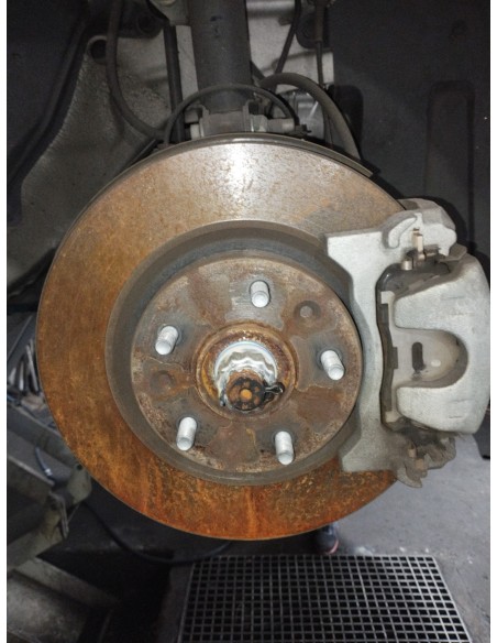 Recambio de mangueta delantera derecha para nissan leaf acenta referencia OEM IAM 400141KK0A  