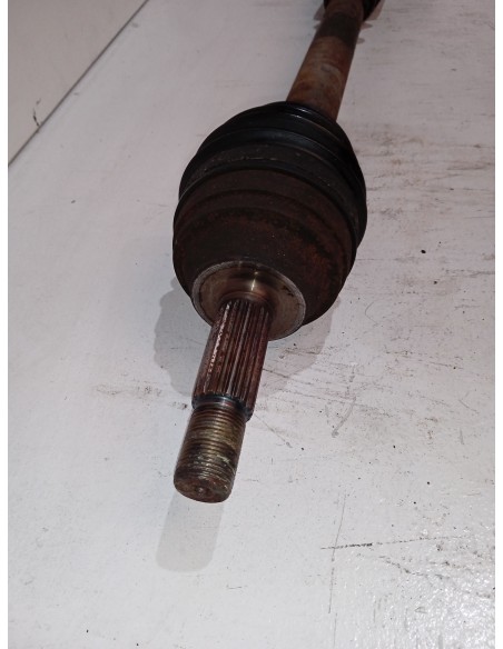 Recambio de transmision delantera derecha para renault clio i phase iii referencia OEM IAM 8201236045  