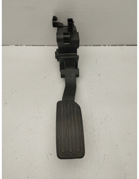 Recambio de potenciometro pedal para nissan leaf acenta referencia OEM IAM 180023RA0B  