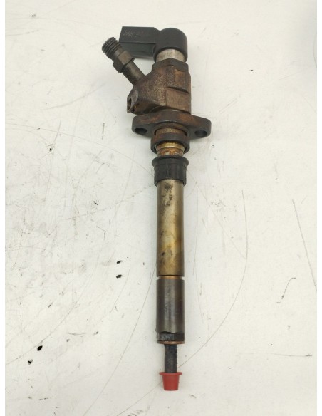 Recambio de inyector para peugeot 407 st sport referencia OEM IAM 9657144580  