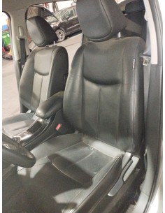 Recambio de juego asientos completo para nissan leaf acenta referencia OEM IAM PIEL COLOR NEGRO PIEL COLOR NEGRO MANUALES