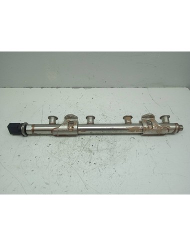 Recambio de rampa inyectora para seat leon (5f1) style visio referencia OEM IAM 04E133320D  