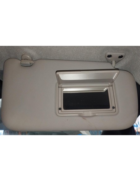 Recambio de parasol derecho para nissan leaf acenta referencia OEM IAM 964003NL9D  