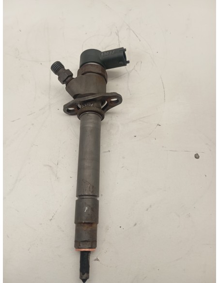 Recambio de inyector para volvo s60 berlina 2.4 diesel cat referencia OEM IAM 0445110078  