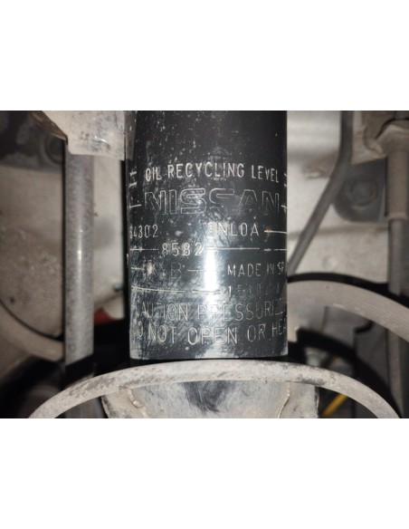 Recambio de amortiguador delantero derecho para nissan leaf acenta referencia OEM IAM 543023N  