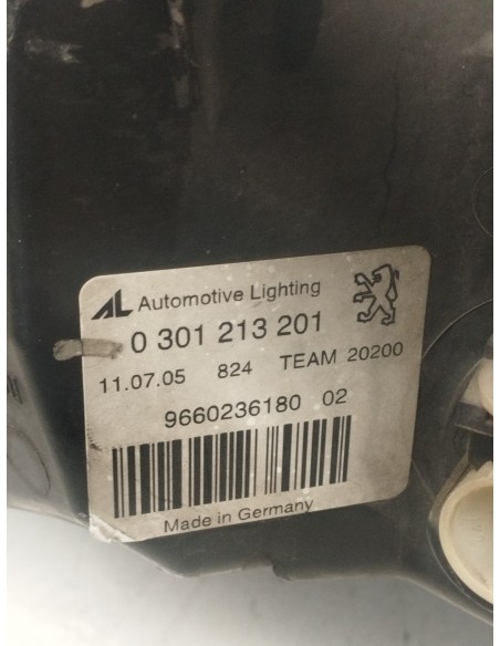 Recambio de faro izquierdo para peugeot 407 st sport referencia OEM IAM 9660236180  