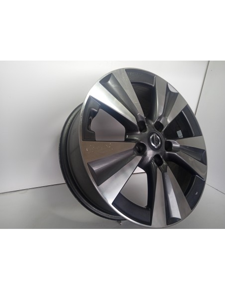 Recambio de llanta para nissan leaf acenta referencia OEM IAM N50701  