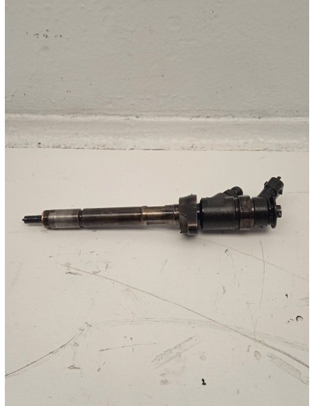 Recambio de inyector para peugeot 407 sport referencia OEM IAM 0445110297  