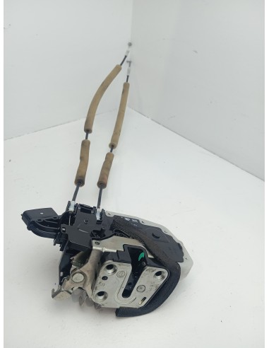 Recambio de cerradura puerta trasera derecha para nissan leaf acenta referencia OEM IAM Y2614510  