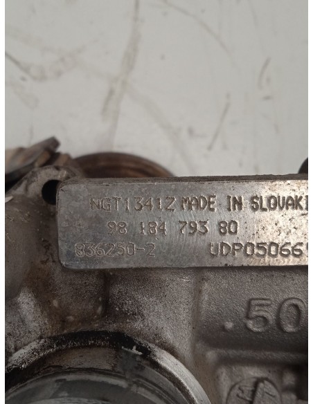 Recambio de turbocompresor para citroën c4 picasso attraction referencia OEM IAM 9818479380  