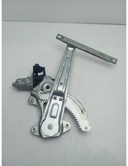 Recambio de elevalunas trasero izquierdo para nissan leaf acenta referencia OEM IAM 827301FA0A  