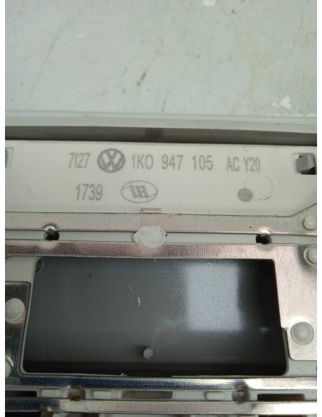 Recambio de luz interior para seat leon (5f1) style visio referencia OEM IAM 1K0947105AC  