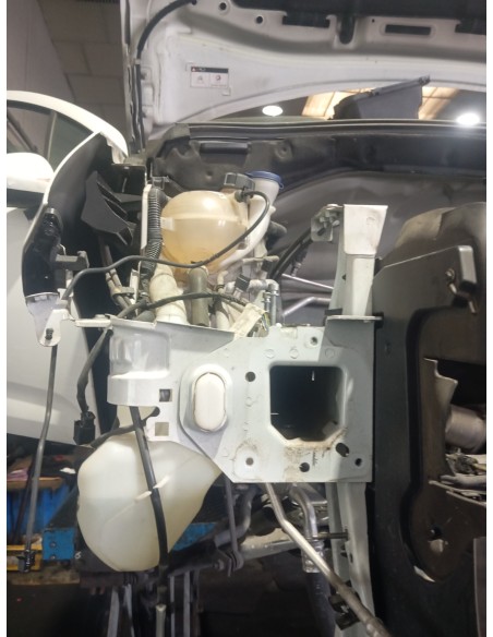 Recambio de deposito limpia para citroën c3 1.0 vti referencia OEM IAM 9683988680  