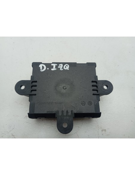 Recambio de modulo electronico para land rover discovery sport se referencia OEM IAM HK8314D618BB PUERTA D.IZQ 