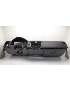 Recambio de salpicadero para volvo c30 2.0 diesel cat referencia OEM IAM   