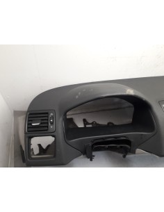 Recambio de salpicadero para volvo c30 2.0 diesel cat referencia OEM IAM    2
