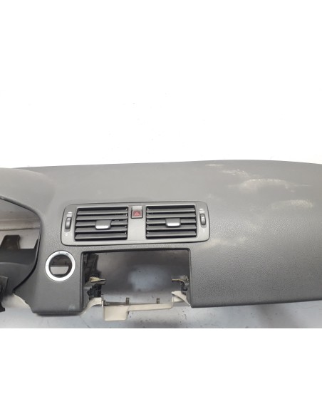 Recambio de salpicadero para volvo c30 2.0 diesel cat referencia OEM IAM   